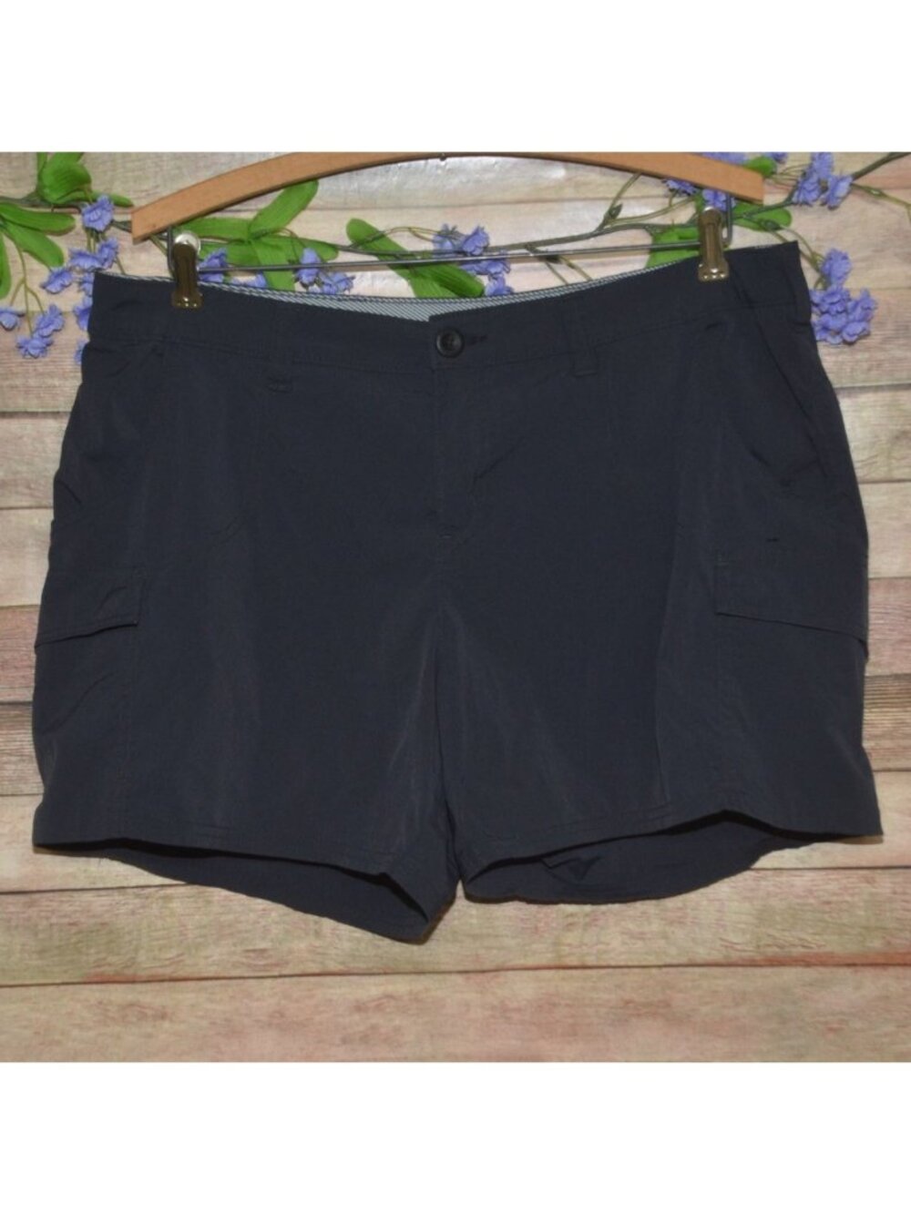 World Wide Sportsman Nylon Cargo Shorts Womens Size 14 Black Hiking Outdoor